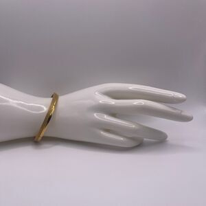 Saks Fifth Avenue Women's Gold Tone Textured Clip On Bangle Bracelet